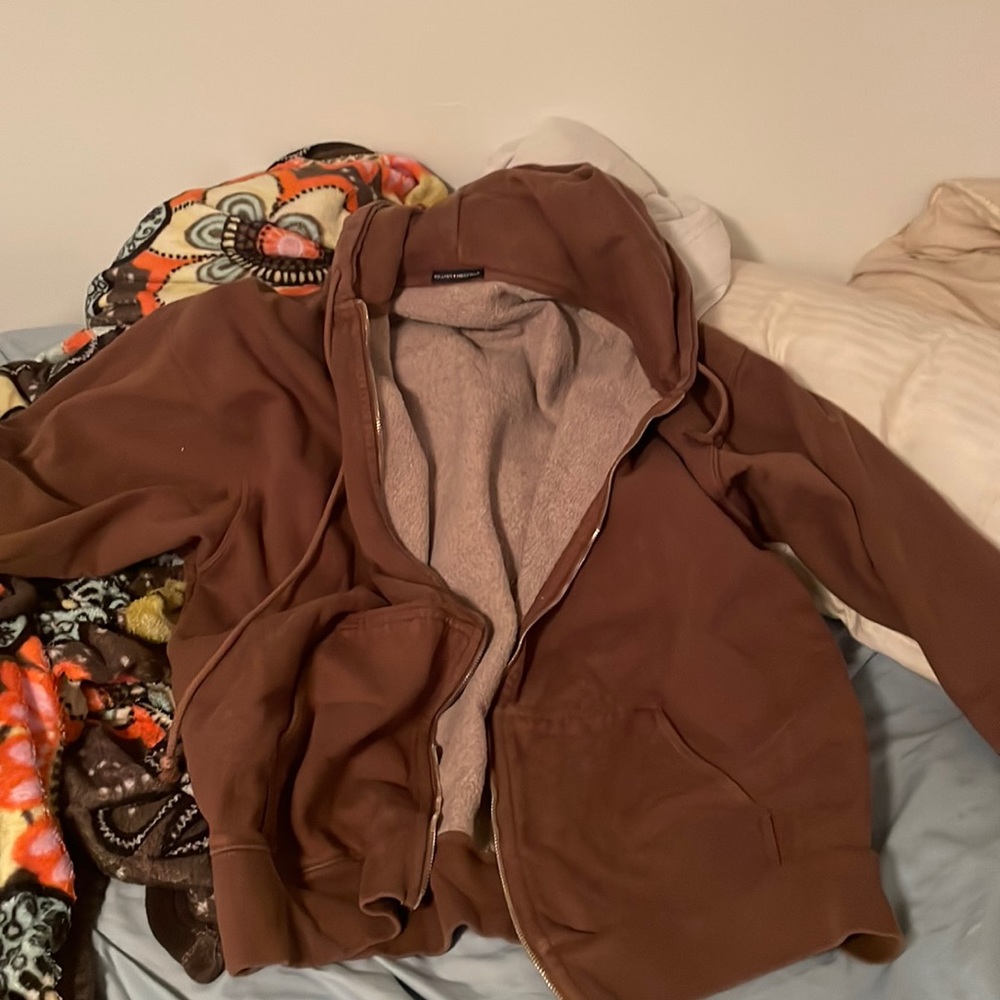 brandy melville zip up